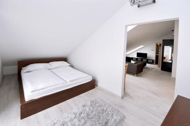 Ihome Apartment 2.0 Πετς Εξωτερικό φωτογραφία